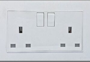 LUXIFY socket 13 amp Double white - Image 1